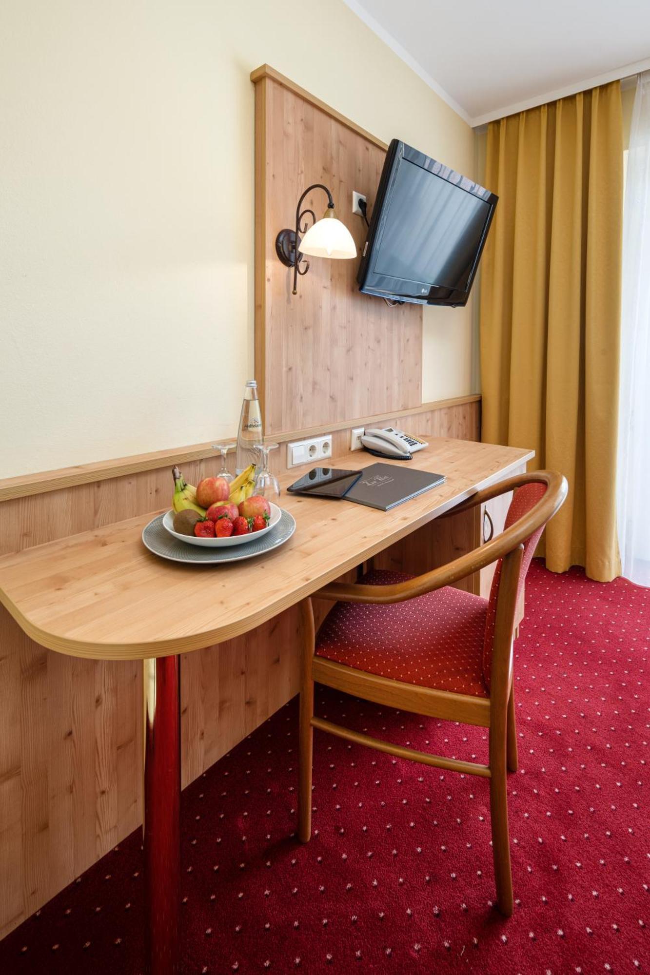 Hotel Zur Post Bad Abbach Room photo