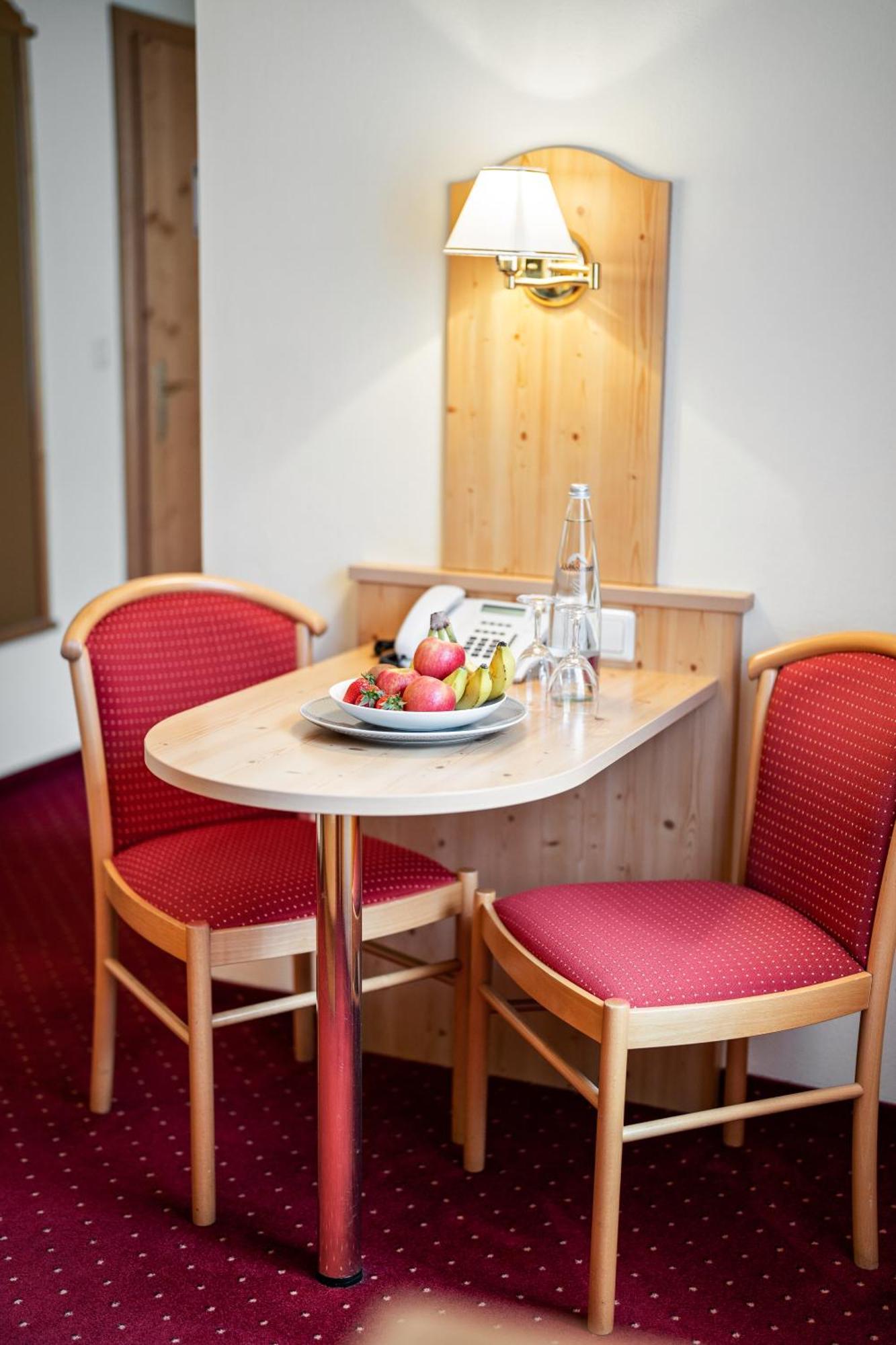 Hotel Zur Post Bad Abbach Room photo
